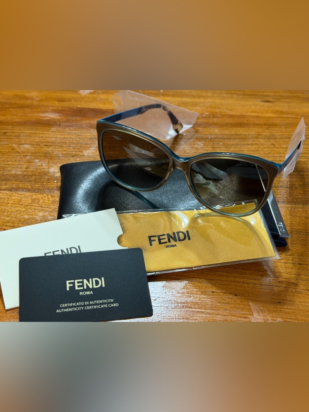 FENDI HAVANA SUNGLASSES - BRAND NEW